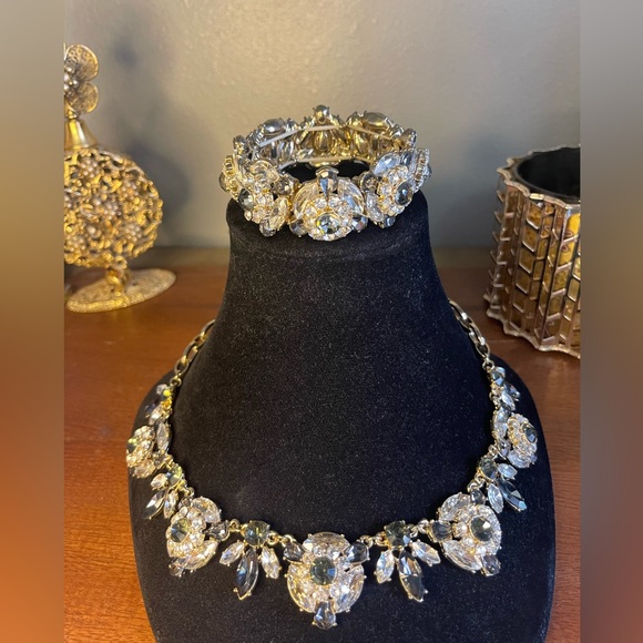 Natasha Necklace and Bracelet Set - Picture 2 of 5